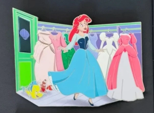 Armario - Prendedor Fantasía Sirenita Ariel Sebastian & Flounder Foto 1 de 1