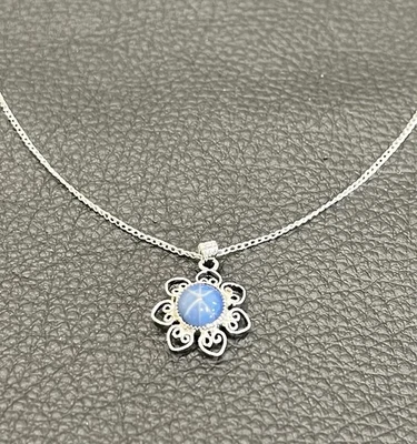 Vintage Dainty Blue Star Pendant Sterling Silver Lindy Star Necklace - Image 1 of 4