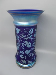 Fenton Favrene Don Fenton Memorial 1951-2003 Family Signature Field Flowers Vase - Picture 1 of 5