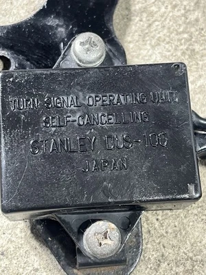 1981 80-83 Kawasaki LTD 550 KZ550 OEM Turn Signal Self Canceling - Image 1 of 3