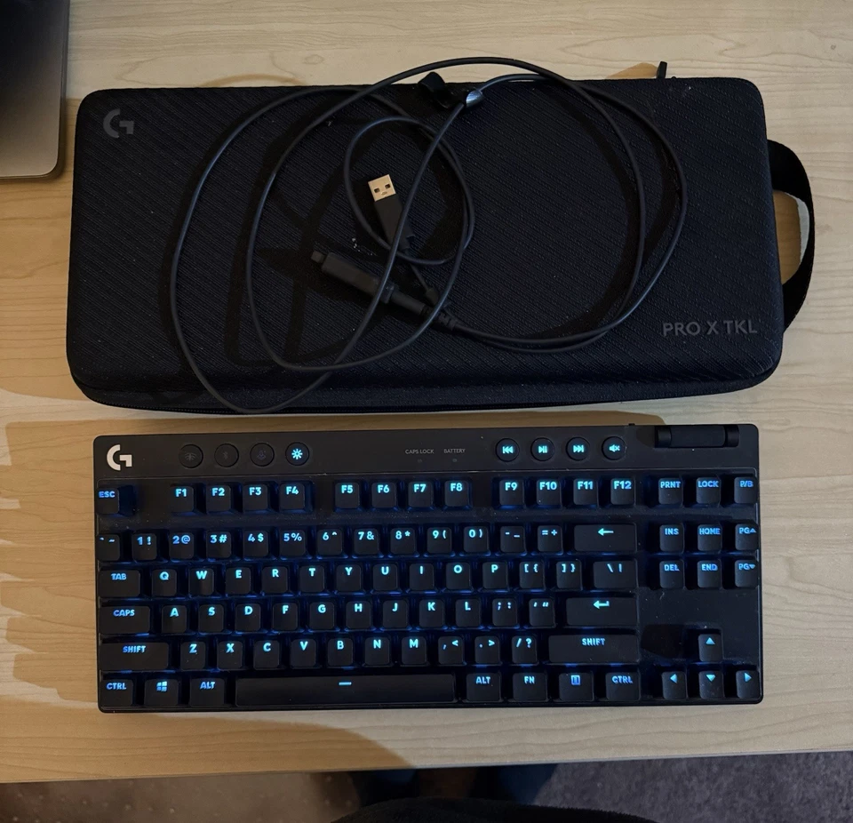 Logitech G Pro x TKL Lightspeed - image 1 of 2