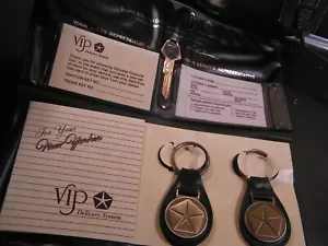 2 Chrysler New Yorker Crystal Ignition Key Blank 2 Fobs & vip delivery system - Picture 1 of 6
