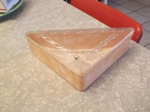 Vintage Hommer's Triangilar Hanky Box - Picture 1 of 16