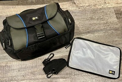 Case Logic Small Black Camera Bag Camcorder DSLR Compact Organizer Shoulder Case - Image 1 of 3