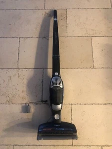 AEG ergorapido CYCLONIC Akku-Stielstaubsauger 2 in 1 - Bild 1 von 4