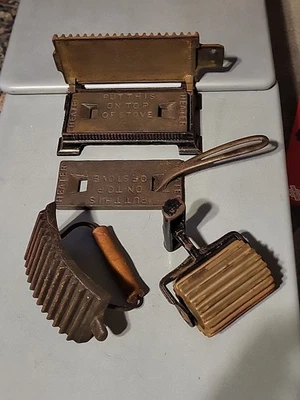 De colección Buffalo NY Crimpadora de Mano Acanalado Hierro Herramienta Rodillo Accesorios PAT 1880 Foto 1 de 4