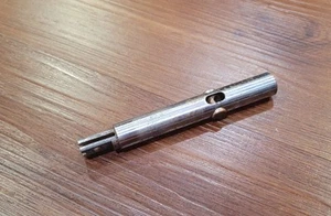 DeWalt Output Shaft FOR DCS381 20V Reciprocating Saw DWB-623504-01 - Picture 1 of 3