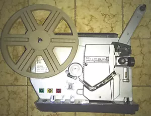 SILMA 250S- PROIETTORE 8MM-REVISIONATO+RICAMBI+SCHERMO PROJECT-ANNI 70 - Foto 1 di 11