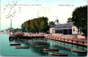IA Postcard Boat Docks And Pavillion Lake Manawa Council Bluffs Iowa - Picture 1 of 2