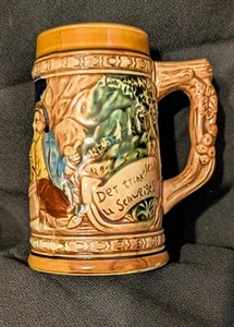 Mini Bierkrug Keramik Hergestellt in Japan Größe 5,25" hoch x 4" breit, Mund 2,5" breit - Bild 1 von 3