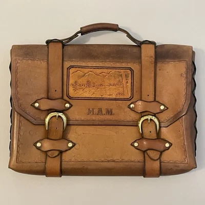 Maletín Cartera de Cuero Vintage Tooled Repujado Escena de Montaña con Monograma Foto 1 de 4