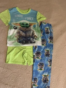 Boys Pajamas 3 Pc Star Wars Mandalorian Short Sleeve Shirt Shorts Pants Summer-6 - Picture 1 of 4