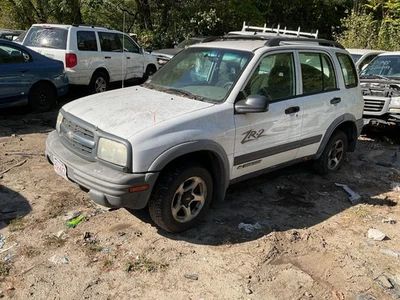 Puerta trasera derecha chevy geo tracker 99 00 01 02 03 04 Foto 1 de 4
