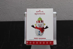 2017 Hallmark Keepsake Sweet Snowman Marshmallow Snowman - Picture 1 of 4