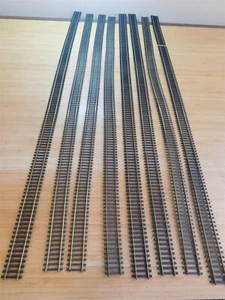 Lot of 8 - 36" AHM HO Train Tracks - Picture 1 of 4