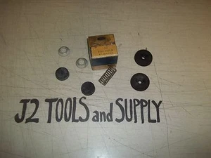 *New NOS Ford D3UZ-2221-B Cylinder Repair Kit - Picture 1 of 3
