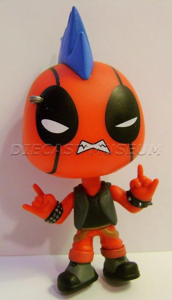 PUNK ROCKER BOBBLE-HEAD DEADPOOL FUNKO MYSTERY MINI VINYL FIGURE 2018 - Image 1 of 1