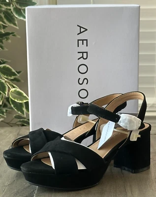 Sandália Aerosoles Feminina EUA 8,5M Cosmos Plataforma Cruzada Camurça Preta - Imagem 1 de 4