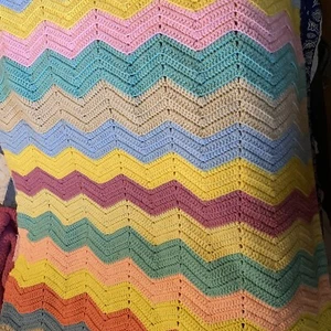 hand made afghans crocheted - Picture 1 of 9