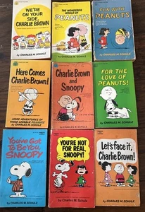 Lot Of 9 Vintage Peanuts Charlie Brown Snoopy PB Books 1960’s Crown Fawcett Cres - Picture 1 of 20