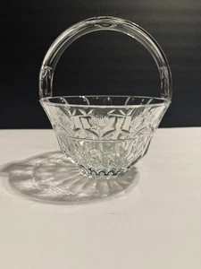 Block 24% Full Lead Crystal Tulip Garden Handled Basket Made In Poland - Picture 1 of 7