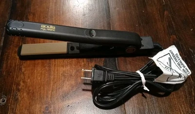 Plancha plancha de pelo de cerámica multi calor negra Andis CSI-3EA  Foto 1 de 4