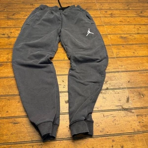 Jordan Jumpman Jogger Jogginghose Herren Größe Small grau sportlich Freizeit - Bild 1 von 6