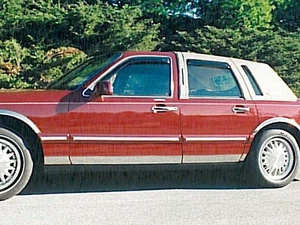 Polished Rocker Panel Trim Lower Kit 8pcs (fits: 1990-97 Lincoln Town Car Sedan) - Picture 1 of 3