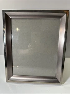 Fetco Satin Zinn Finish Bilderrahmen passt 8x10 Foto freistehend oder hängend - Bild 1 von 7