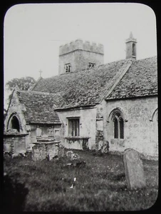 Glass Magic Lantern Slide LITTLE BARRINGTON CHURCH C1900 PHOTO ENGLAND - Picture 1 of 2