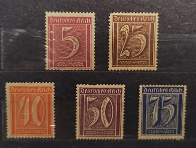 Germany Reich 1922  Definitive Numeral Stamps  - Image 1 of 4