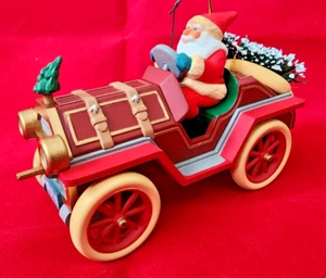 VTG Santa's Roadster 1995 Hallmark Ornament Here Comes Santa's Car Hauling Tree - Picture 1 of 7