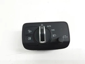 AUDI Q2 2016- Interruptor Luz Interruptor Luz 8V0941531AR - Imagen 1 de 3