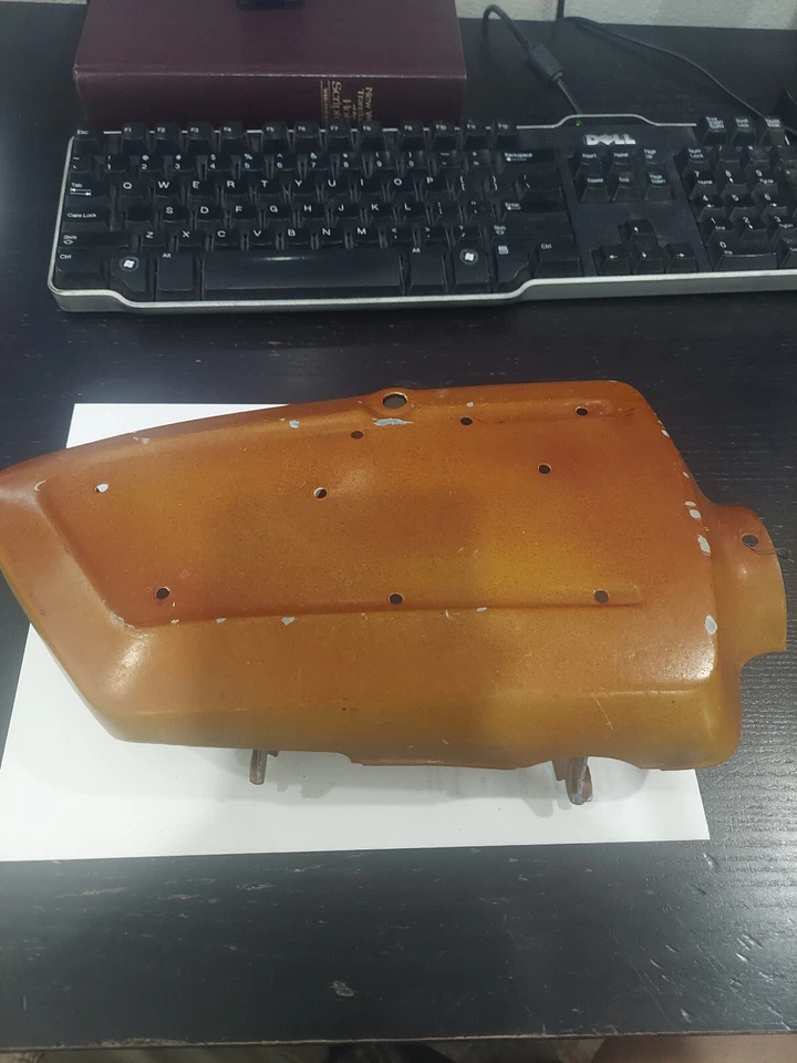 256-21721-01-52 yamaha xs1 side cover USED bin 3-4 - Image 1 of 1