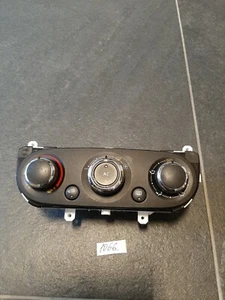 2018 RENAULT CLIO MK4 HEATER CLIMATE CONTROL switches E1072485A - Picture 1 of 5