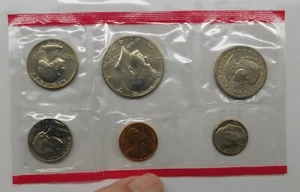 1979 Uncirculated (Six Coins) Denver US Mint Set OGP SBA Dollar - Picture 1 of 4