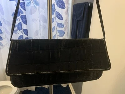 Elegante bolso de hombro de cuero de cocodrilo sintético negro de diseñador italiano Foto 1 de 4