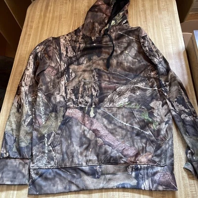 Mossy Oak Woodland Camo Hoodie Medium  - Image 1 of 3