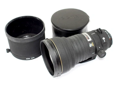Sigma 300mm f/2.8D APO EX HSM Telephoto Lens - Nikon Fit - Image 1 of 4