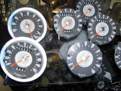 Servicio de reconstrucción Triumph Norton BSA Ducati Harley Smiths UN velocímetro o velocímetro Foto 1 de 4