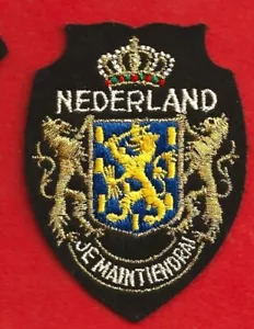 ECUSSON BRODé " NEDERLAND " QUALITé TRES BON ETAT . ref 23D - Foto 1 di 1