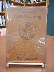 Football Conditioning by H. C. Langmack 1926 Illustrated Handbook Coaches Player - Foto 1 di 12