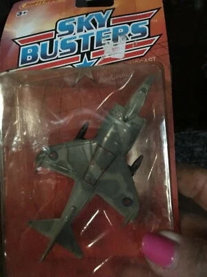 MATCHBOX SKY BUSTERS HARRIER SB10 BRAND NEW IN PACKAGE GREAT COLLECTIBLE ! - Image 1 of 4