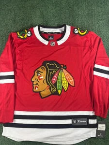 Chicago Blackhawks Trikot Herren Med Rot Fanatics NHL Neu Mit Etikett  - Bild 1 von 9