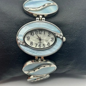 Women’s Mother Pearl Silver Blue Fashion Watch Working New Battery  - Picture 1 of 8