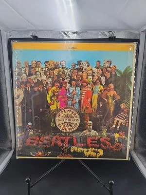 Beatles Sargent Pepper Stereo Vinyl LP w/ Orig Inner Sleeve & Insert EX/EX - Image 1 of 4