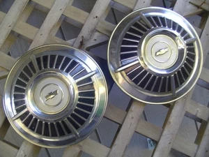 2 VINTAGE 1963 63 CHEVROLET IMPALA BEL AIR NOMAD WHEEL COVERS HUBCAPS CENTER CAP - Picture 1 of 17