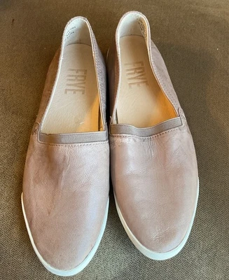 Mocasines planos Frye Melanie de cuero sin cordones cómodos para mujer color tostado talla 7,5 leer Foto 1 de 4