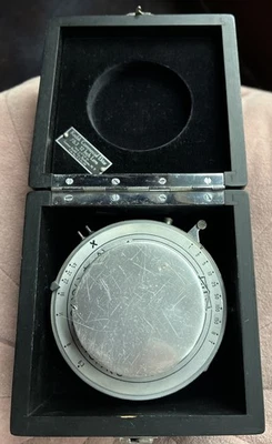 Kodak Commercial Ektar f6.3 Lens 12 w/ #4 Acme Synchro Shutter In Original Box - Image 1 of 4