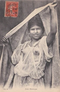North Africa nude Beauty Arab Girl ethnic original early 1914s photo postcard - Picture 1 of 1